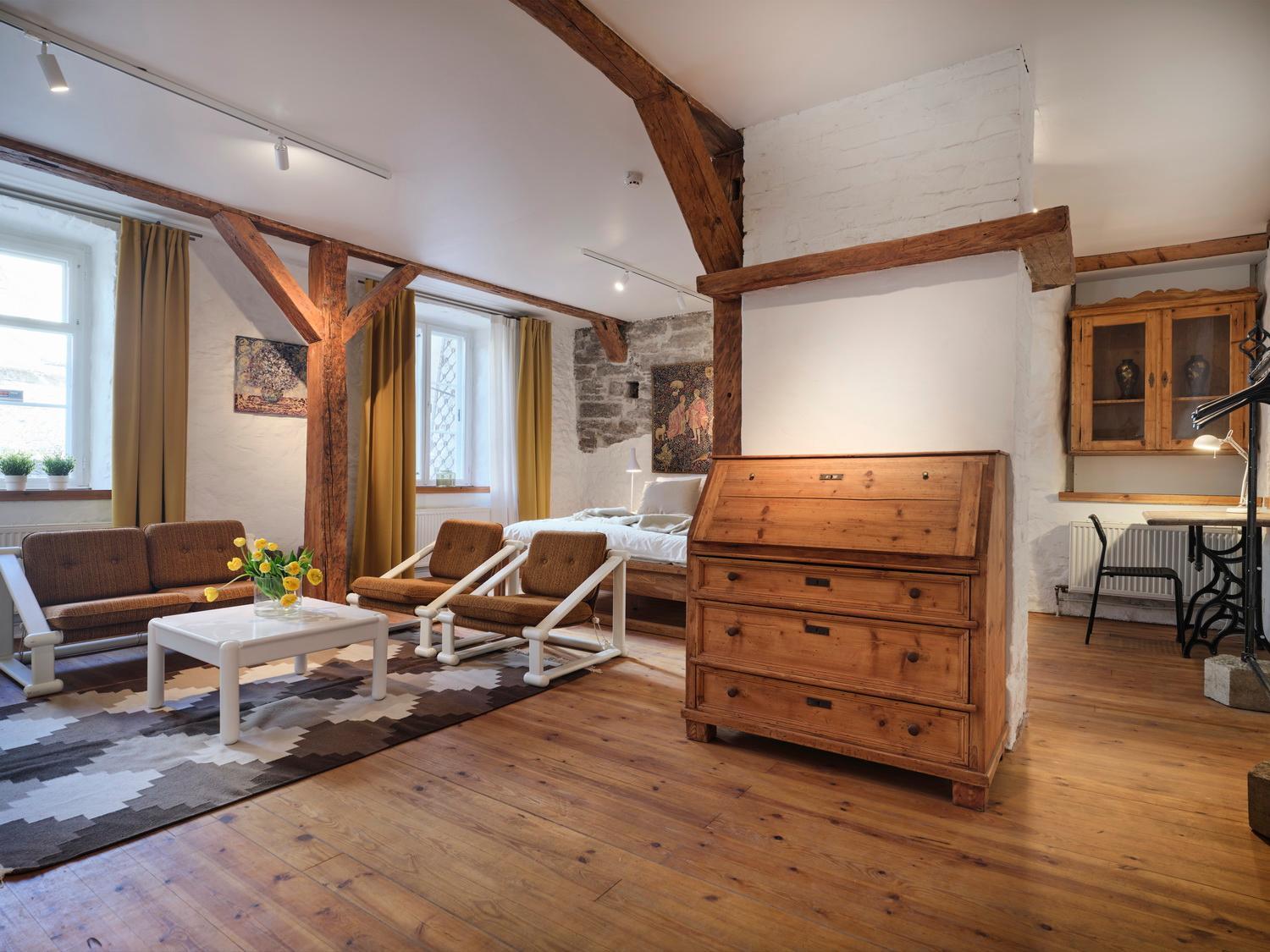Historic Apartment With Private Garden In Old Town Tallinn Dış mekan fotoğraf
