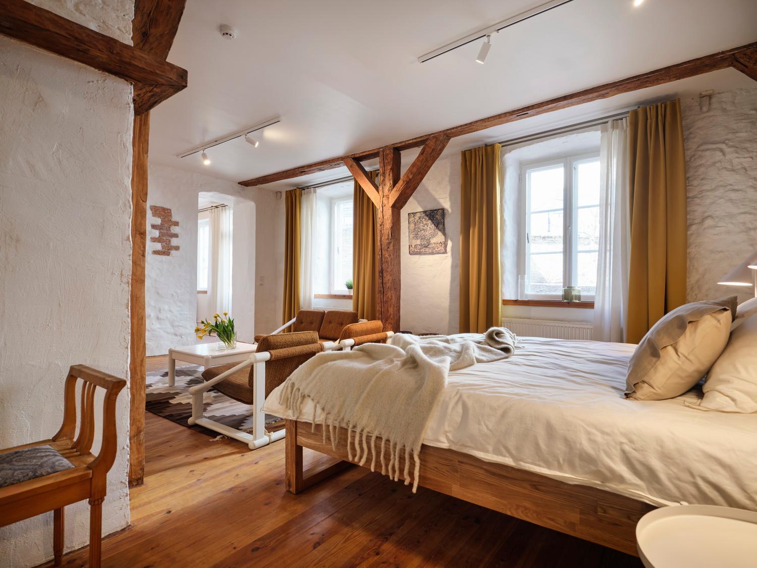 Historic Apartment With Private Garden In Old Town Tallinn Dış mekan fotoğraf